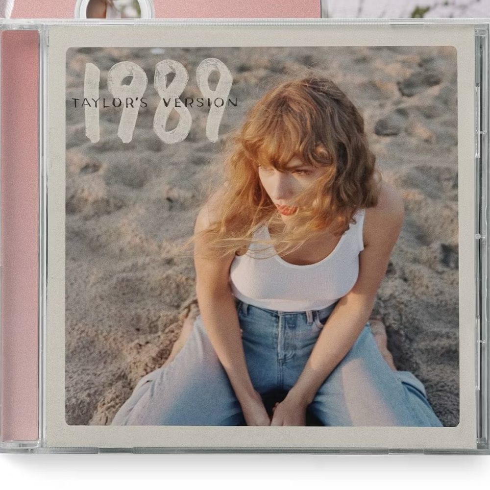 Taylor Swift 1989 (Taylor’s Version) Limited Edition Rose Garden Pink CD
